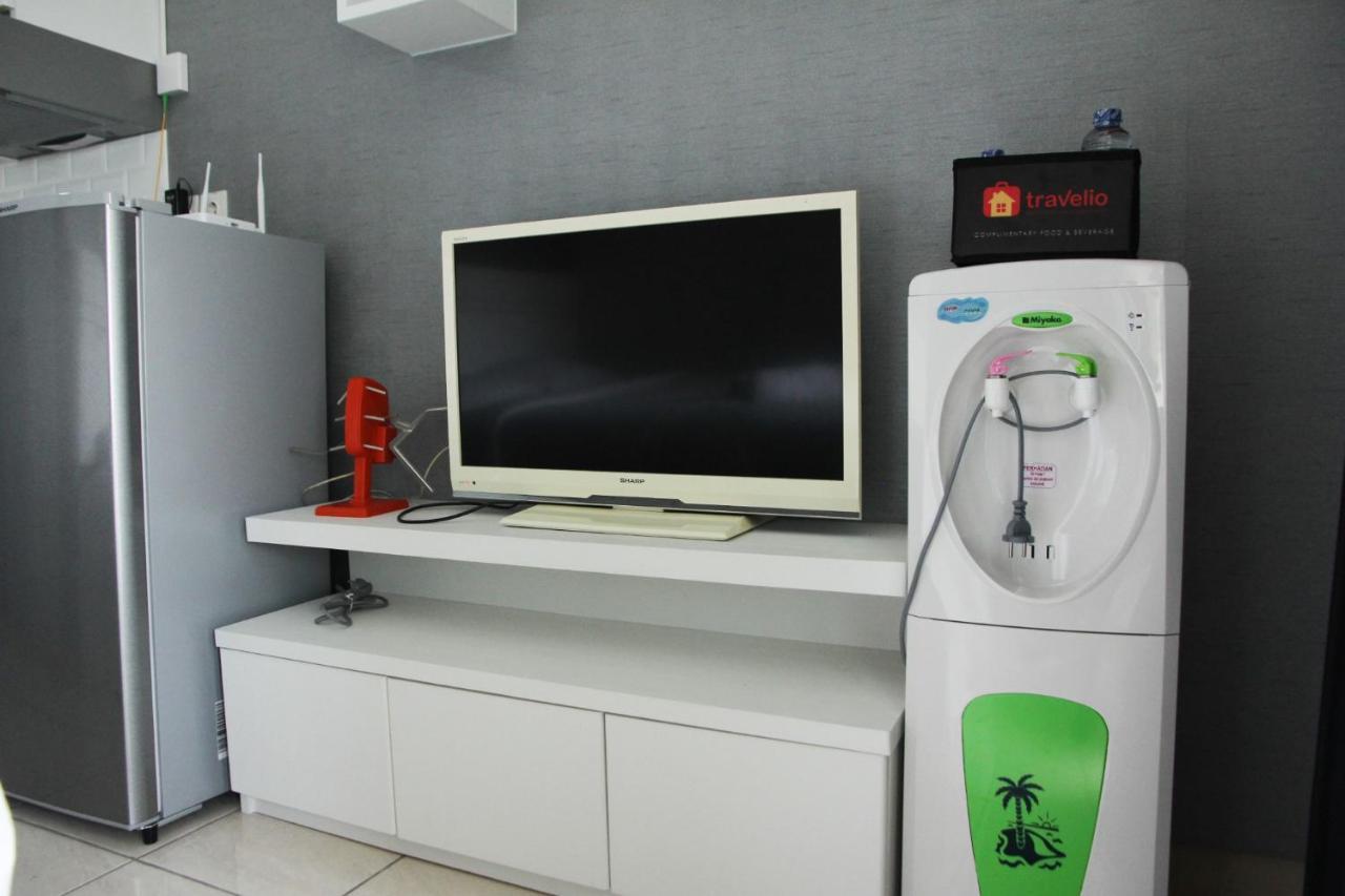 Modern And Comfortable Studio Apartment Springlake Summarecon Near Summarecon By Travelio 베카시 외부 사진